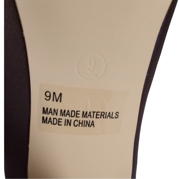 Fashion Nova Chocolate Ankle Bootie - Picture 5 of 6